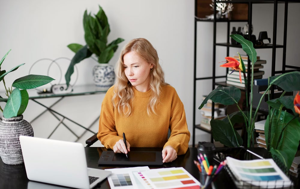 Best graphic design courses online and offline